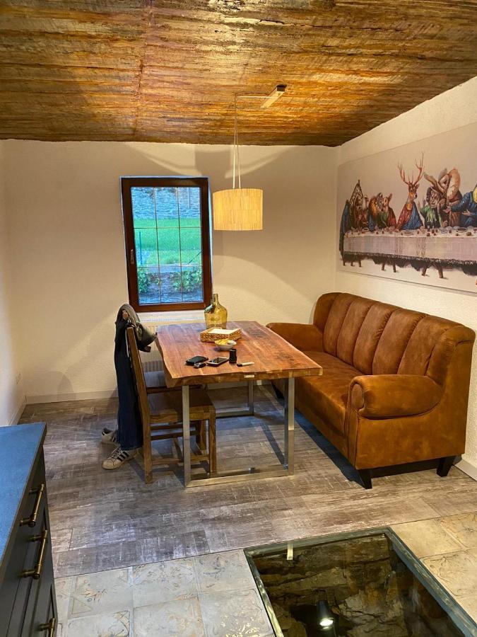 Schoene Ferienwohnung Gewoelbekeller Fachwerkhaus Bacharach Esterno foto