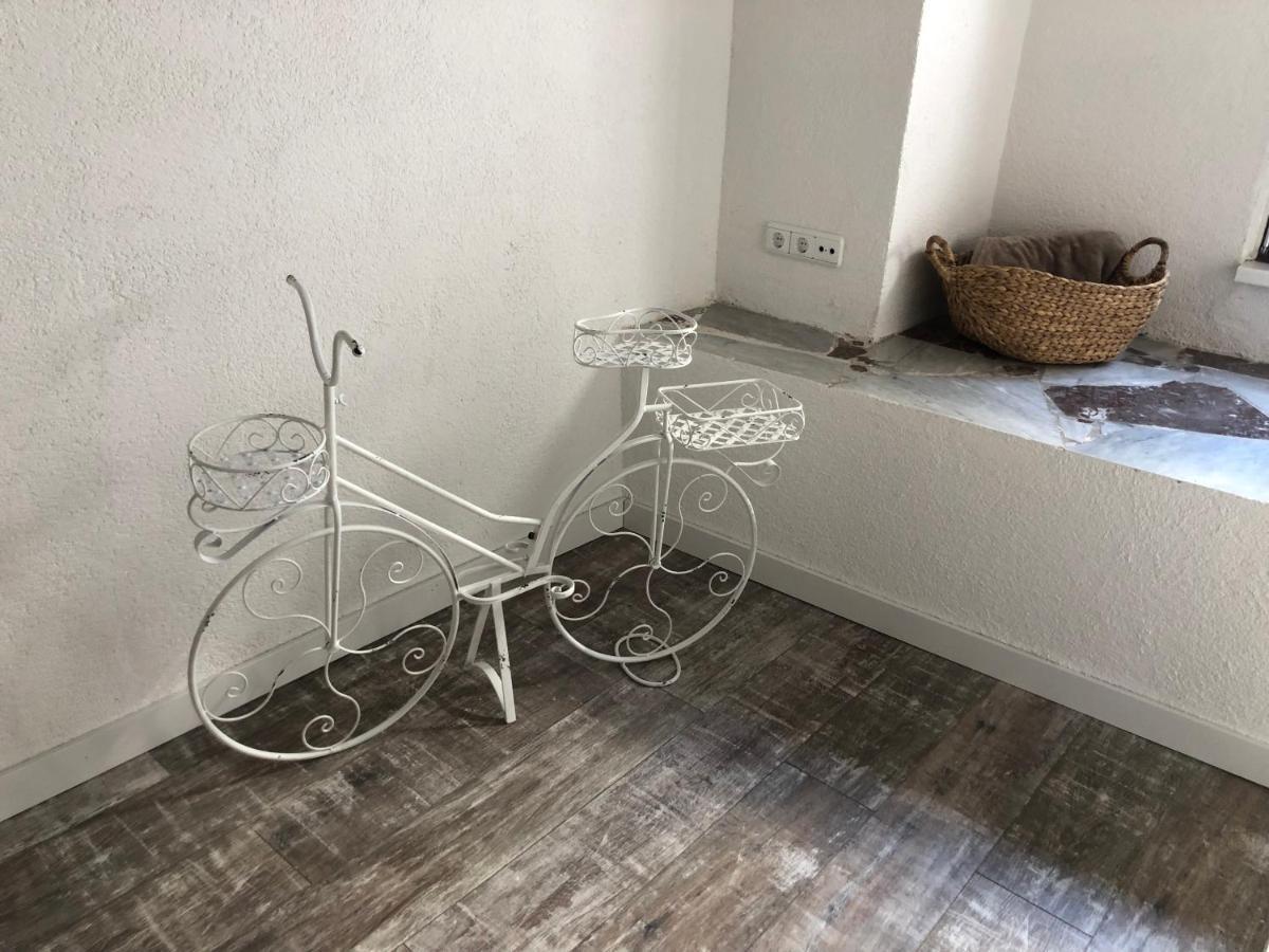 Schoene Ferienwohnung Gewoelbekeller Fachwerkhaus Bacharach Esterno foto